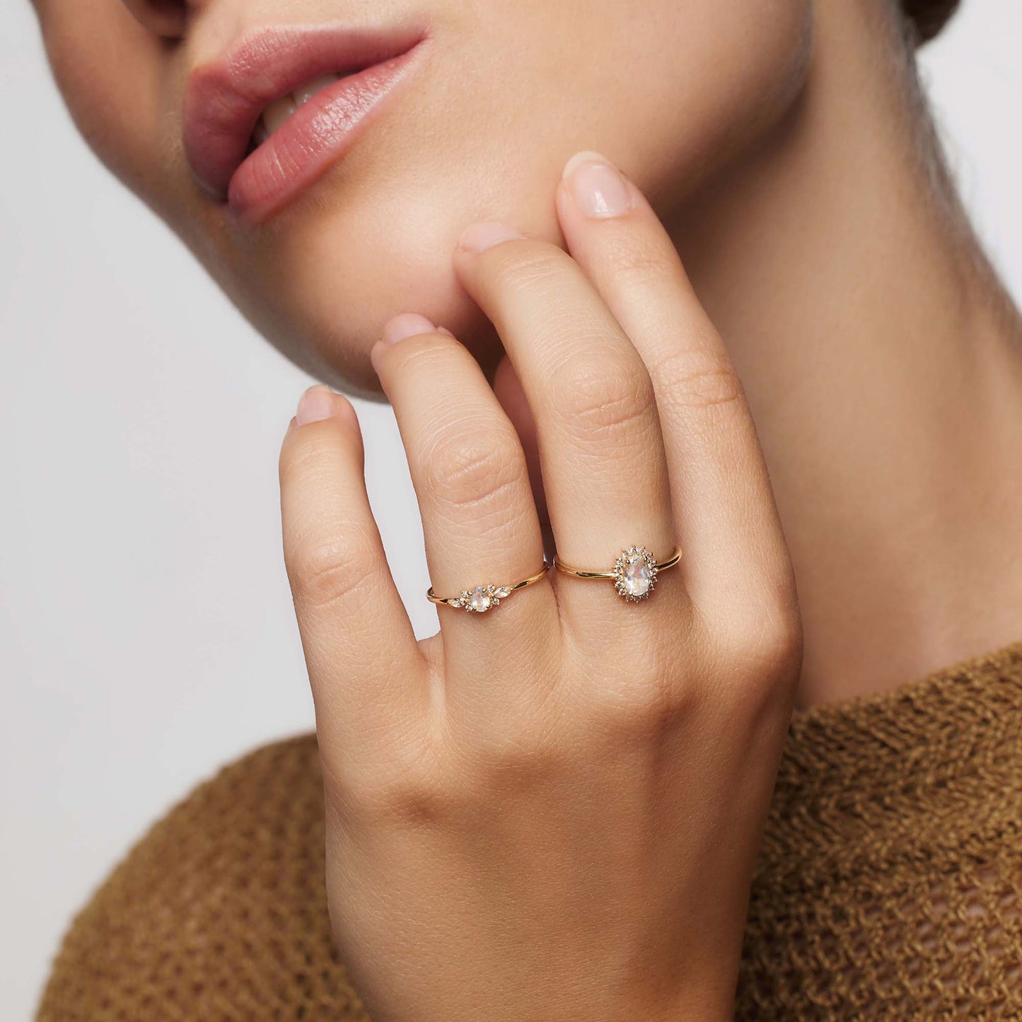 Månsten Muse Ring i Guld