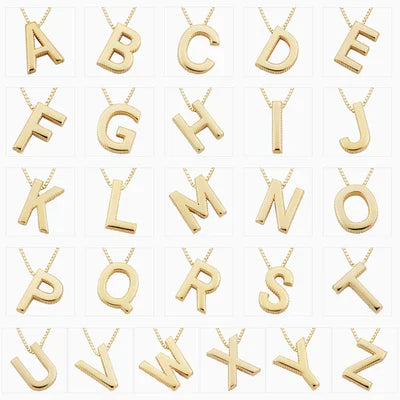 Halsband med Kärleksbrev och Initialer i Guld