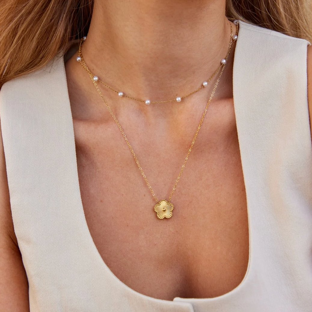 Nura pärlhalsband 18K guldplätering