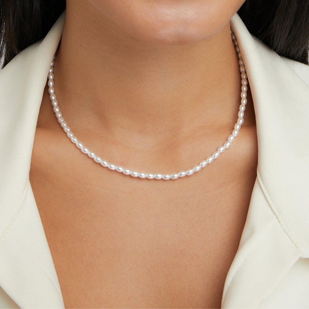 Temi pärlhalsband
