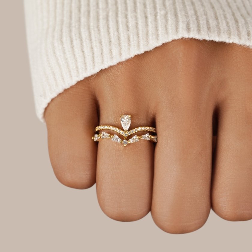 18K guldpläterad Lilly-ring med kristall
