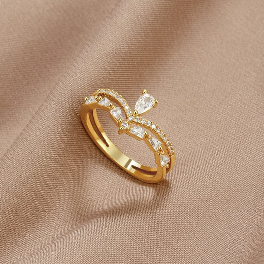 18K guldpläterad Lilly-ring med kristall