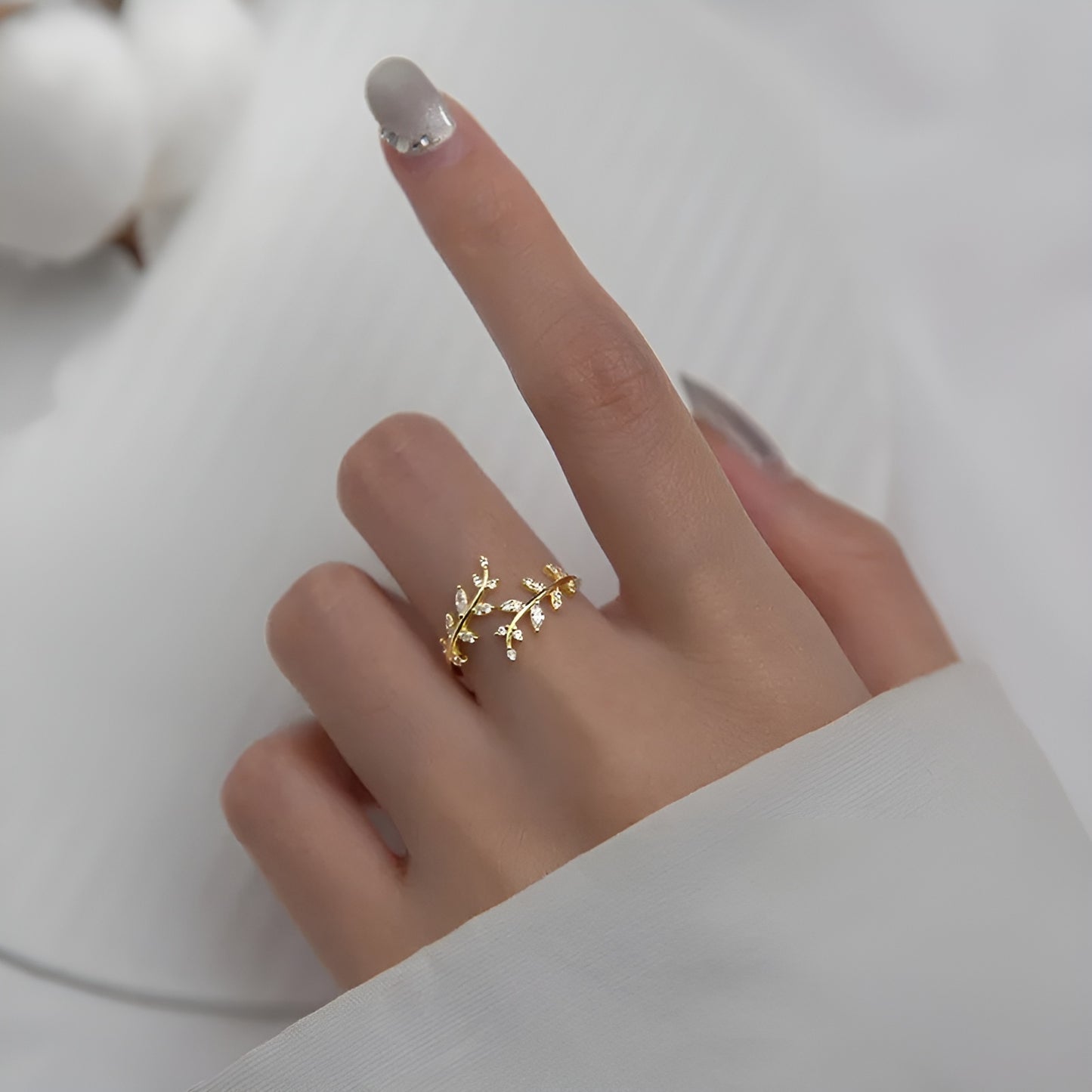 Elegant Justerbar Bladring – Guld eller Silver