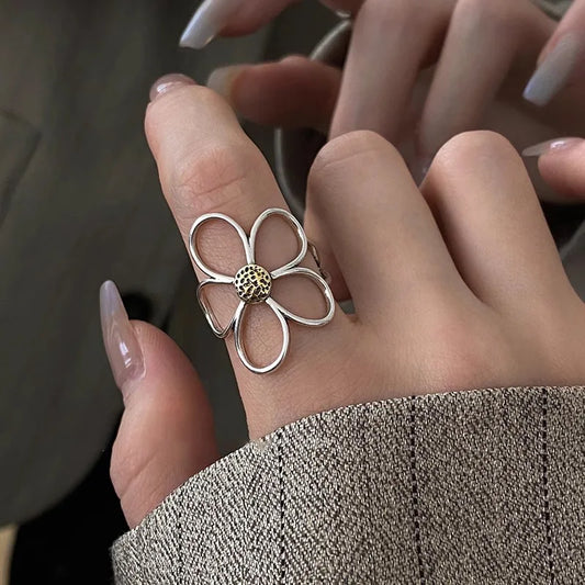 Sunbound blomring i sterlingsilver